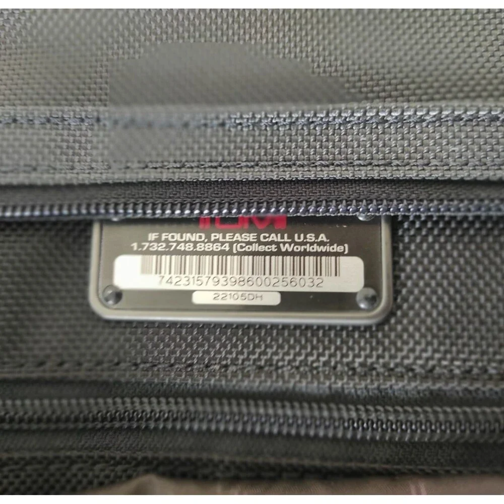 TUMI Alpha Small Flap Crossbody Grey Shoulder Bag Pouch 22105DH 10.5